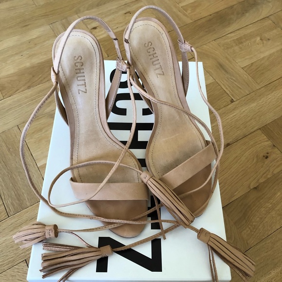 Schutz Maggie Tassel Heels Sandals Beige 37 7 - Picture 3 of 8